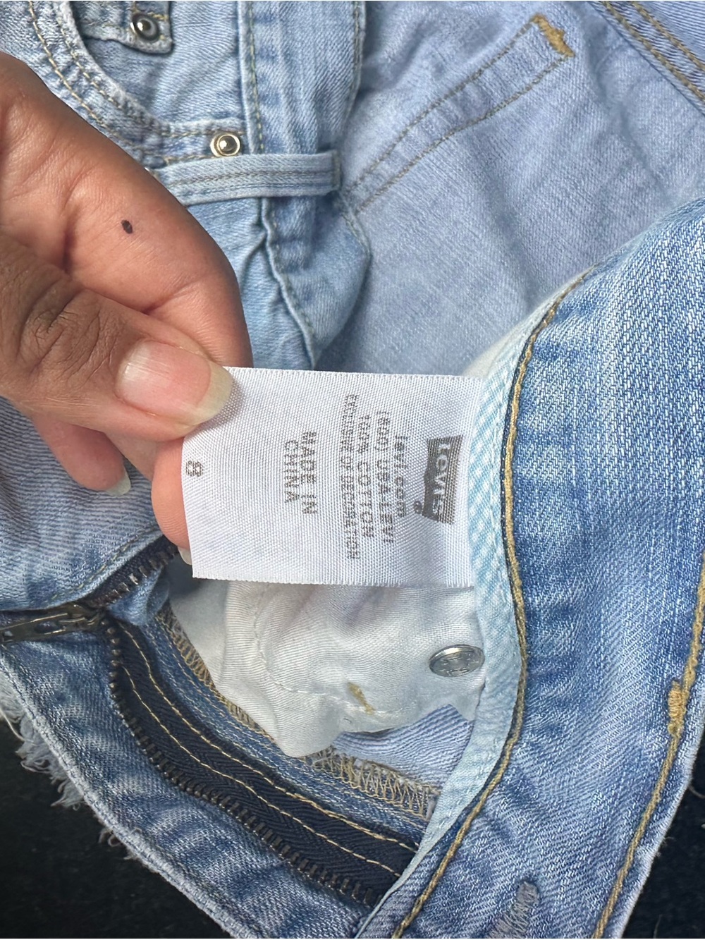 Levi's Light Wash High-Rise Women's Jeans